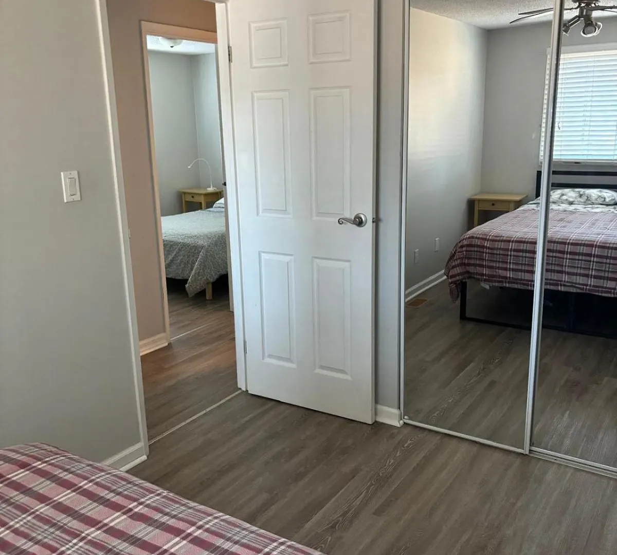 Holiday home Central And Spacious Home Niagara Falls